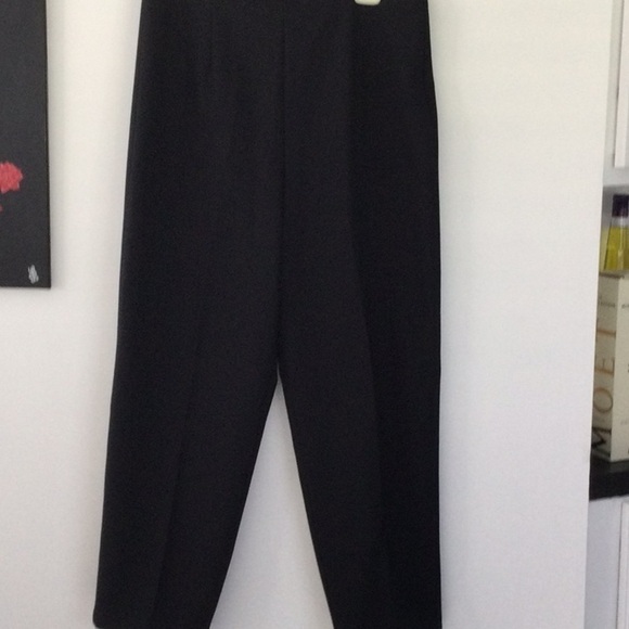 Pants by George size 18 color black washable.      #59 - Picture 1 of 6